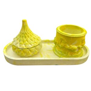 سيت كامل من الجبس الفاخر باللون الاصفر المموج يتكون من علبة صغيرة ذات غطاء انيق مناسبة للديكور