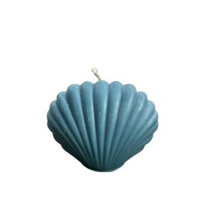 شمعة معطرة على شكل ماسة فاخرة باللون الازرق