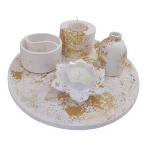 قاعدة من الجبس الصلب مع مجموعة من القطع الفنية مموجة بورق الذهب اللامع -مناسبة لديكور البيت