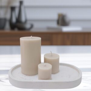 شموع معطرة برائحة الفانيلا الفواحة مع قاعدة من الجبس المتين مناسبة لديكور البيت
