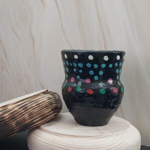 فخارة مرسومة يدويا بالوان مختلفة - مناسب للديكور